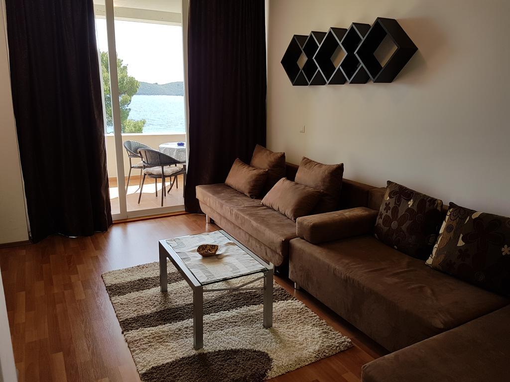 Apartments Surjak Orebic Exterior photo